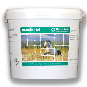 brandnetel paard supplement voeren